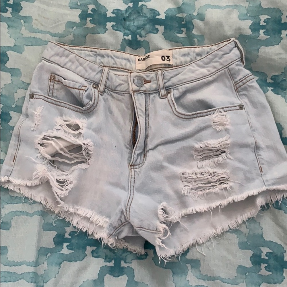 Garage denim shorts festival style size 3